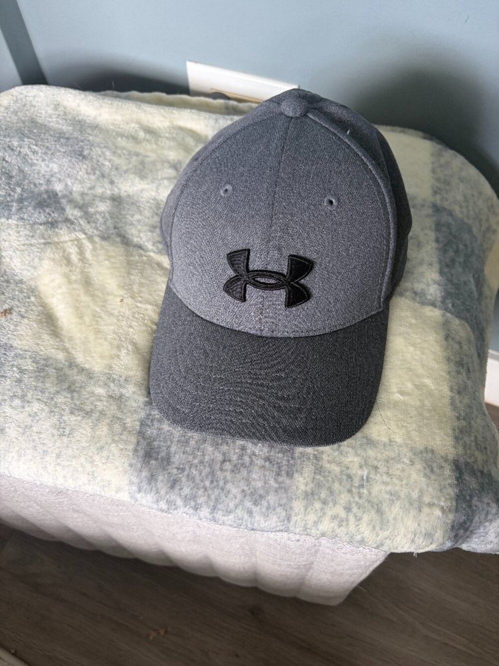 BRAND NEW YOUTH S/M Under Armour Baseball Hat